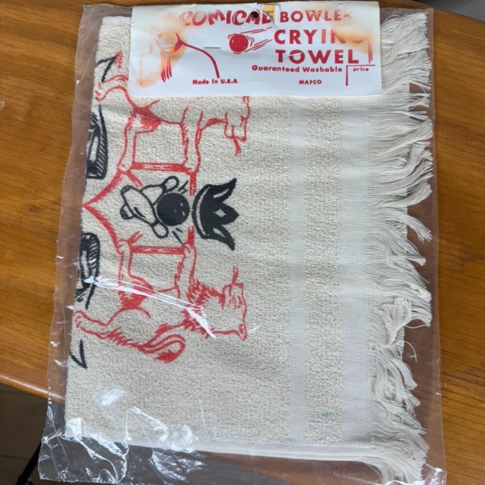 Vintage Comical Bowler Crying‎ Towel